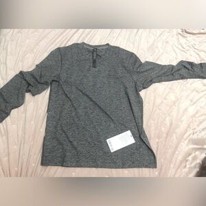 BRAND NEW MENS LULU LEMON SOFT JERSEY LONG SLEEVE